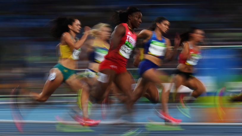 RIO DE JANEIRO, BRAZIL - AUGUST 16: A view of competitors during the Women's 200m Semifinals on Day 11 of the Rio 2016 Olympic Games at the Olympic Stadium on August 16, 2016 in Rio de Janeiro, Brazil. (Photo by Quinn Rooney/Getty Images)