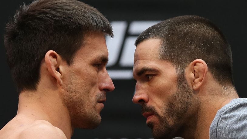 CURITIBA, BRAZIL - MAY 13: Opponents Demian Maia of Brazil and Matt Brown face off during the UFC 198 weigh-in at Arena da Baixada stadium on May 13, 2016 in Curitiba, Parana, Brazil.(Photo by Buda Mendes/Getty Images)