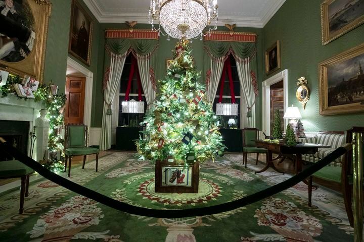 Photos: Melania Trump unveils 'Spirit of America' White House Christmas decor