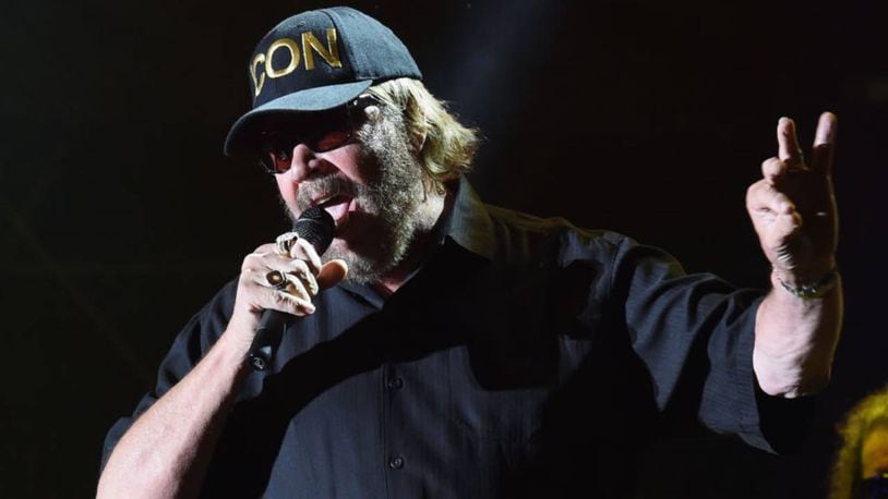 Country music star Hank Williams Jr. is trying to find a shotgun owned by his grandfather.