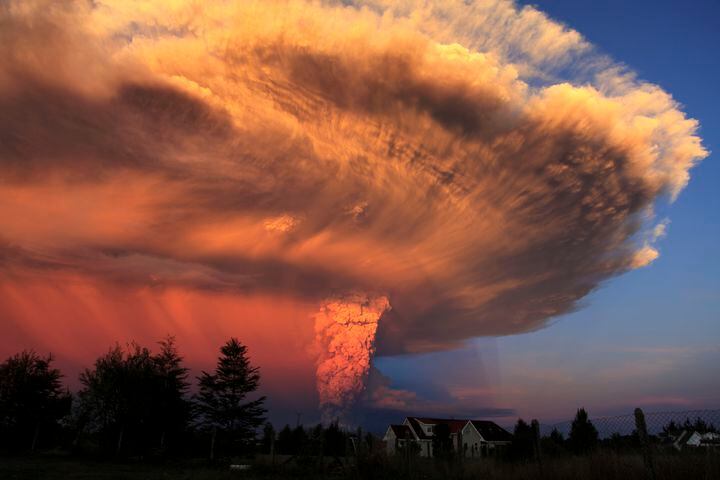PHOTOS: Stunning display from Calbuco volcano erupting in Chile