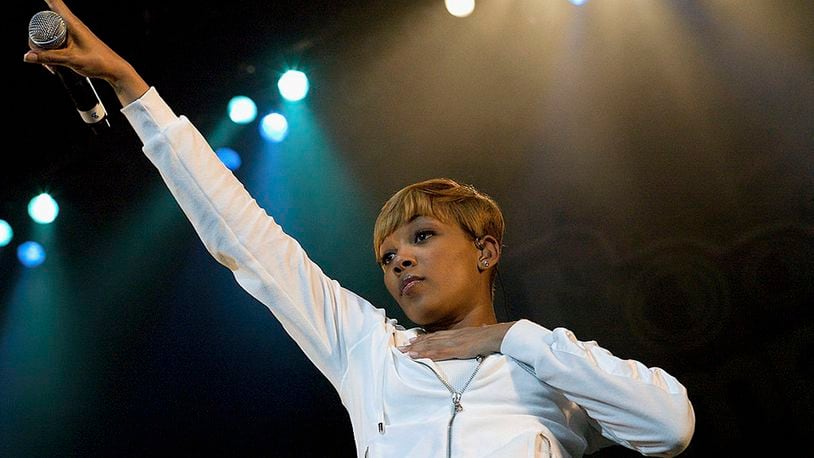 R&B singer Monica performs on April 27, 2007 in Atlanta, Georgia.