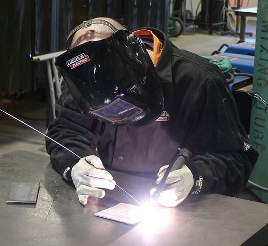 Clark State lab prepares students for in-demand manufacturing jobs
