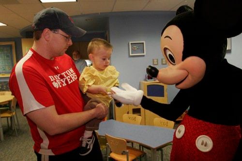 Mickey, Minnie visit Children's Medical Center