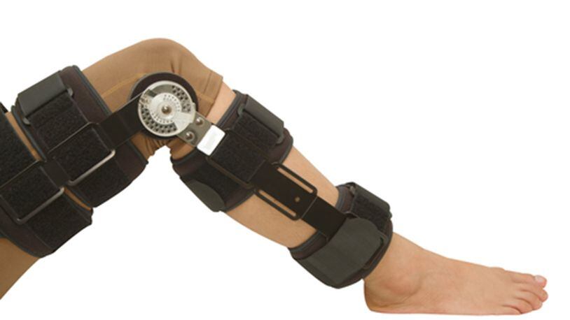 Adjustable angle knee brace support for leg or knee injury (Dreamstime/TNS)