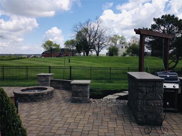 PHOTOS: Home with golf course view on market in Springboro
