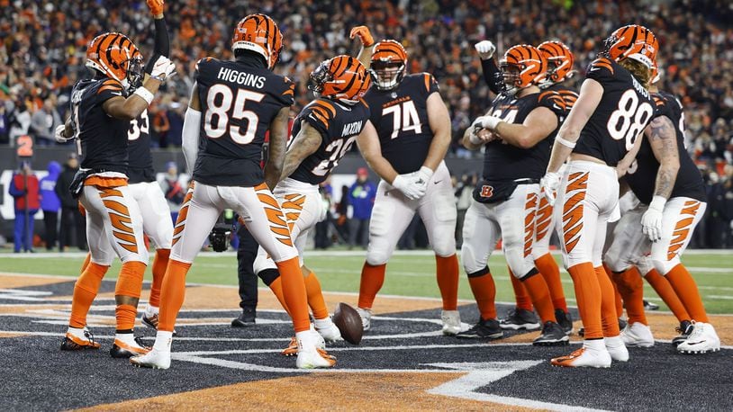 Bengals survive and advance: Social media reacts to playoff win