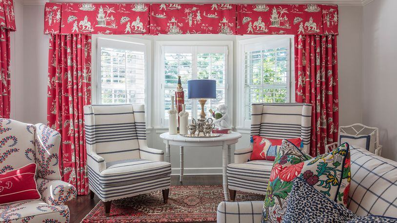Anne, one of our designers who also loves bright colors and happy patterns, helped Leslie design these marvelous window coverings that addressed Leslie s concerns and showcased the windows beautifully. (Bob Greenspan/TNS)