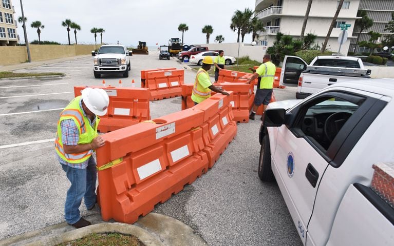 Florida braces for 'life-threatening' Hurricane Hermine