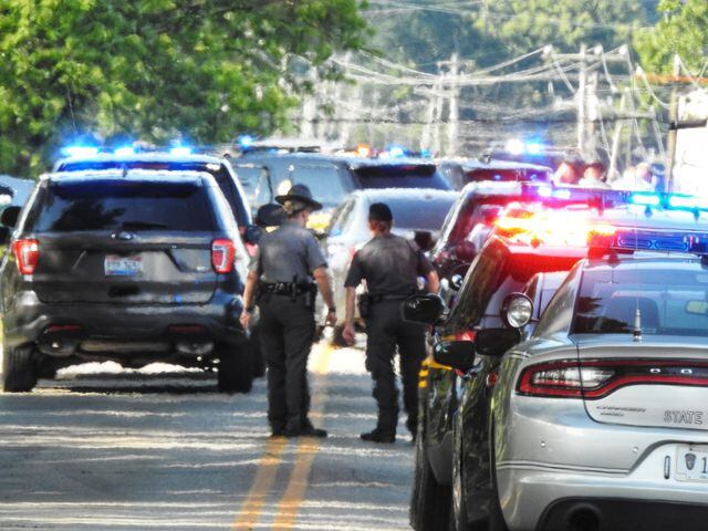 Middletown officer, suspect shot