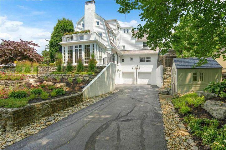 PHOTOS: Updated 1927 Oakwood home on market for $1.2M