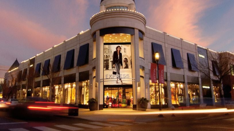 Express storefront at Easton Town Center in Columbus (Photo: Business Wire)