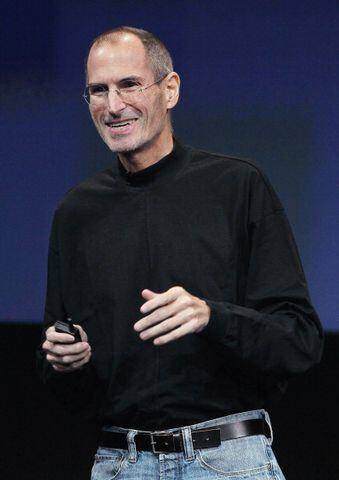 Steve jobs left Reed College to create Apple products.