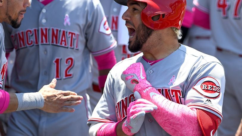 Reds sweep four from Dodgers for first time since Big Red Machine