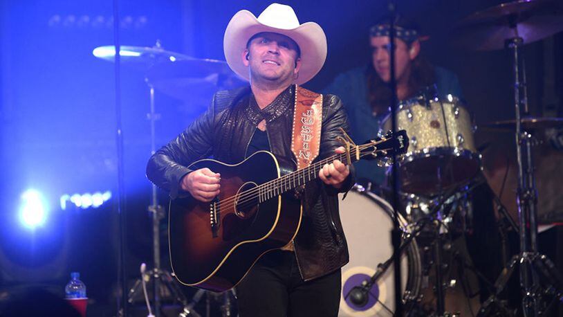 NASHVILLE, TN - MAY 02:  Country artist Justin Moore performs at Ryman Auditorium on May 2, 2018 in Nashville, Tennessee.  (Photo by Jason Kempin/Getty Images)