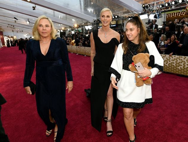 Photos: 2020 Academy Awards red carpet