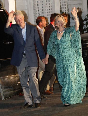 Chelsea Clinton weds Marc Mezvinsky