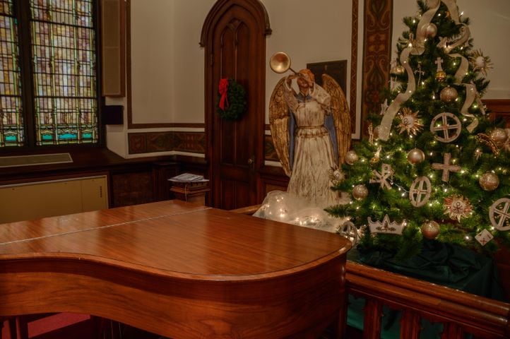PHOTOS: See Dayton’s gorgeous First Lutheran Church decked out for Christmas