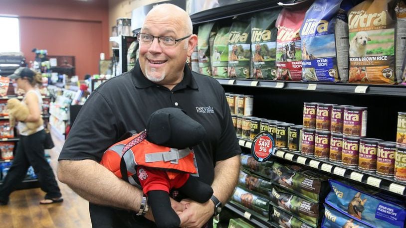 Ron Oblin, the Cincinnati area district manager for Pet Valu, inside the company’s West Chester Twp. store. Pet Valu is a specialty retailer of premium pet foods, treats, toys and accessories.