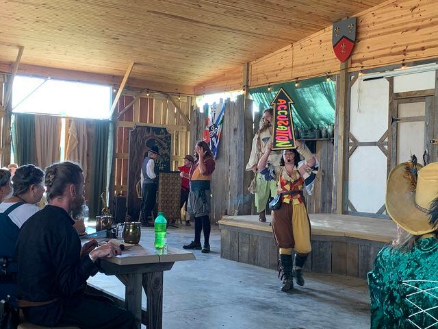 PHOTOS: Scenes from a Royal Feast at Ohio Renaissance Festival