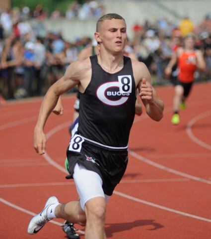PHOTOS: State track and field, Day 2, D-III running, D-II field