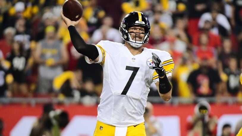 Ben Roethlisberger #7 of the Pittsburgh Steelers throws a pass in the third quarter in a game against the Tampa Bay Buccaneers on September 24, 2018 at Raymond James Stadium in Tampa, Florida. (Photo by Julio Aguilar/Getty Images)