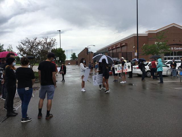 LIVE COVERAGE: Demonstrators gather at Beavercreek Walmart to call for justice