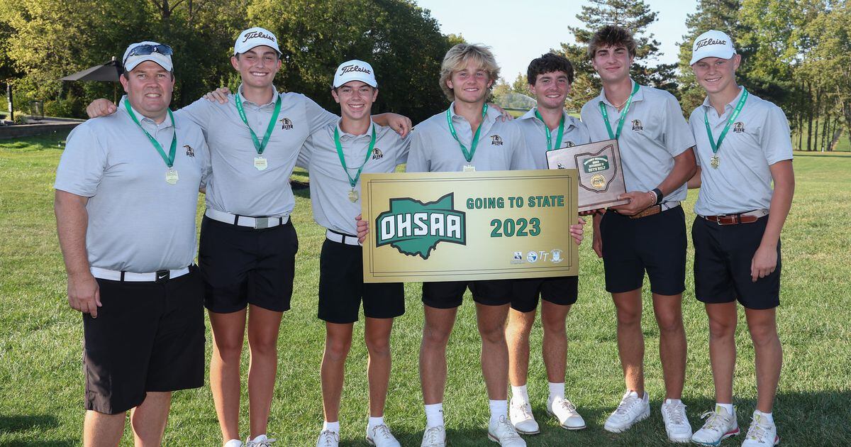 Boys golf: Alter wins fourth straight district championship