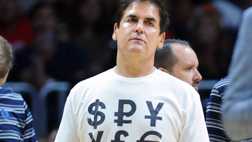 Dallas Mavericks owner Mark Cuban during a timeout in action against the Los Angeles Clippers at Staples Center in Los Angeles on OctOBER 29, 2015. (Wally Skalij/Los Angeles Times/TNS)