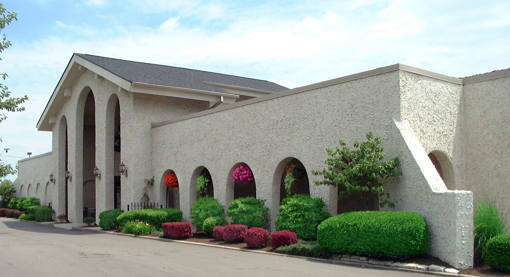 La Comedia 2022 White Christmas Sound Of Music" Will Be Performed At La Comedia Through June 13