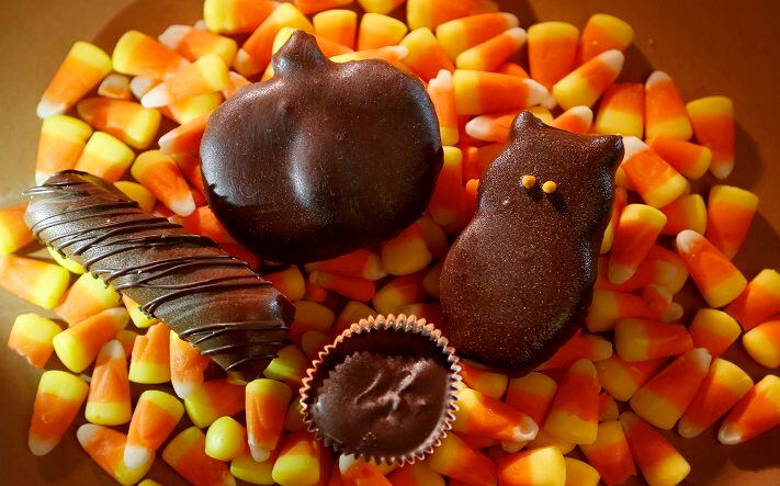 Want to make your own Halloween candy? Here are four candy recipes