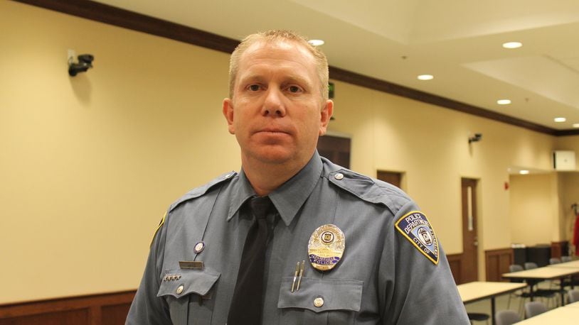 Centerville police Officer John Davis advocates for the “run, hide, fight” emergency response strategy when people face dangerous threats. CORNELIUS FROLIK / STAFF