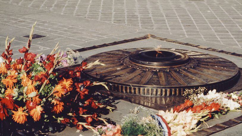 An Eternal Flame monument dedicated to World War I casualties.
