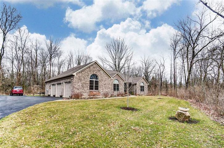 PHOTOS: Centerville-area home has 1.78 acres  nestled among trees