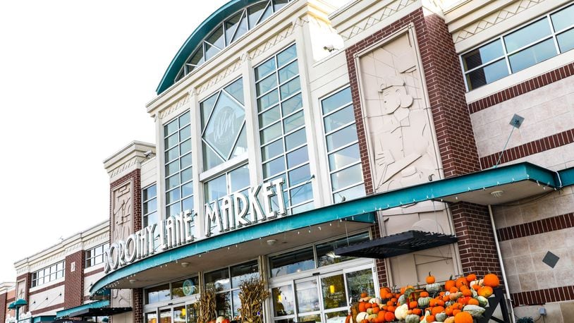 DLM announced plans for its first greater Cincinnati grocery store to be located in the City of Mason as a part of a new $150 million mixed-use planned community. The site is located at the corner of Mason-Montgomery and Western Row Roads—formerly the Western Row Golf Course.