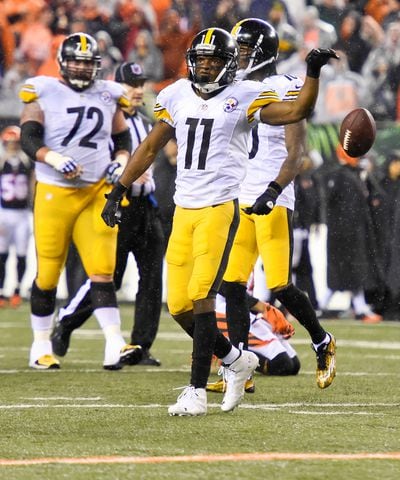 Bengals vs Steelers playoff football