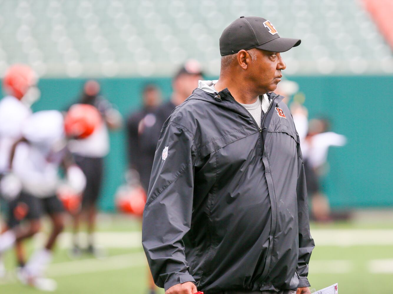 Cincinnati Bengals coach Marvin Lewis to step down after 2017 season