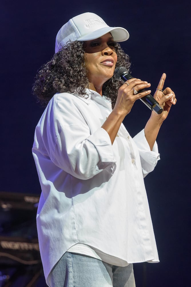 PHOTOS: CeCe Winans performs at Fraze Pavilion