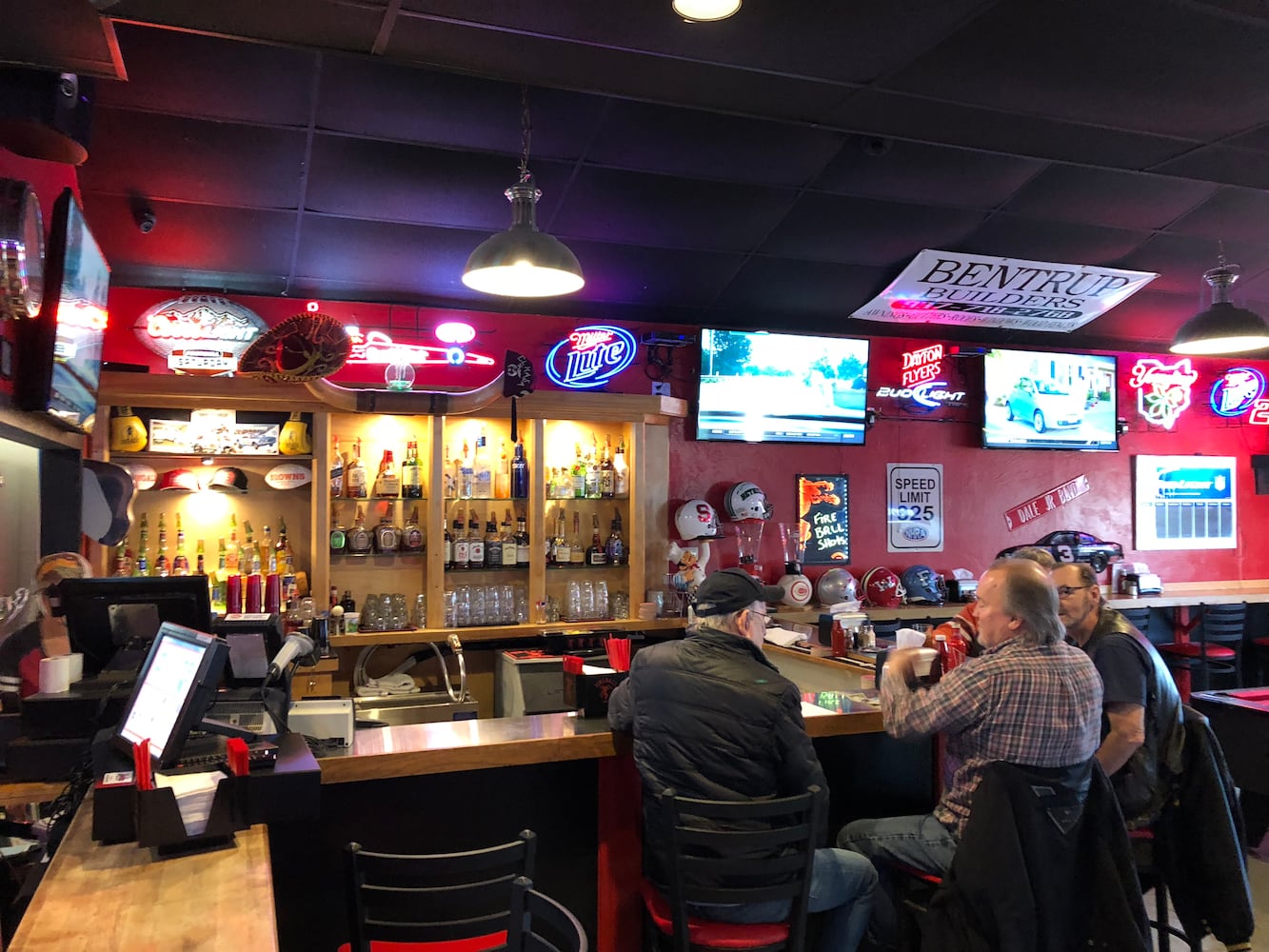 INSIDE LOOK: New ‘Double Deuce’ tavern & pizzeria in Huber Heights