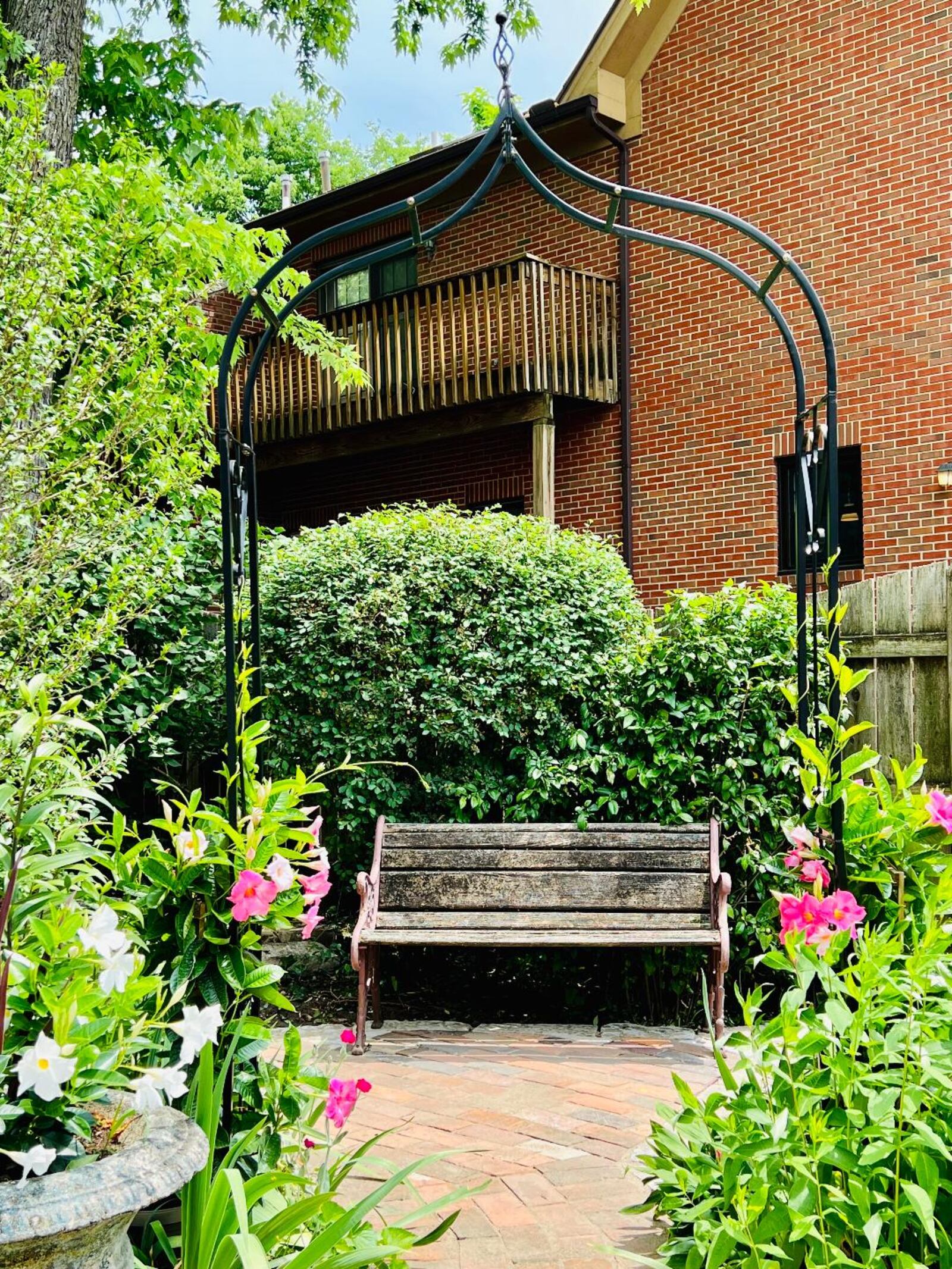 The Oregon Historic District Society’s 2022 Summer Garden Tour will be held Saturday, June 25.