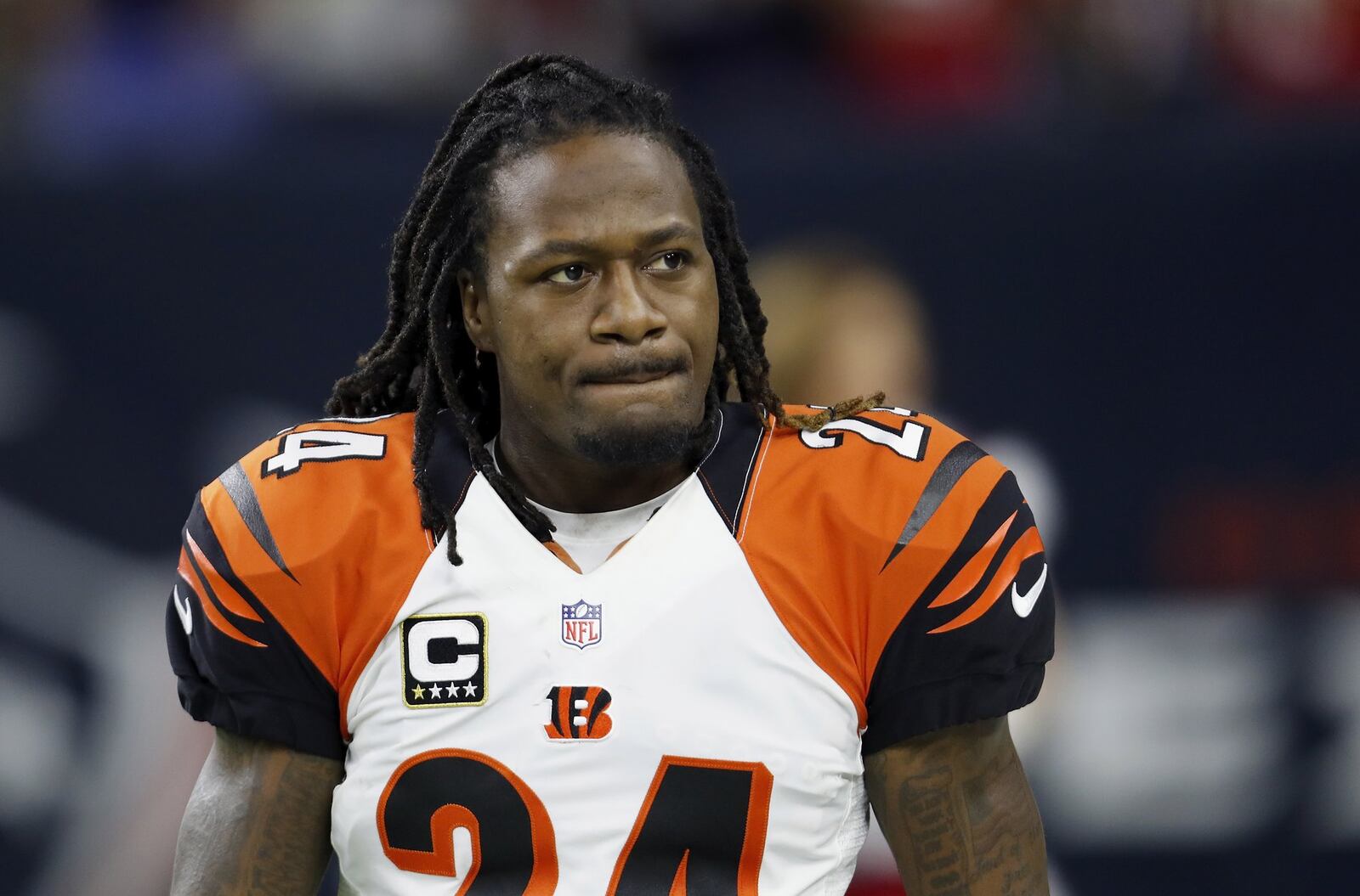 Adam Jones walks on the field before the a game in Houston last December. There is no longer a felony charge hanging over his head. Getty Images