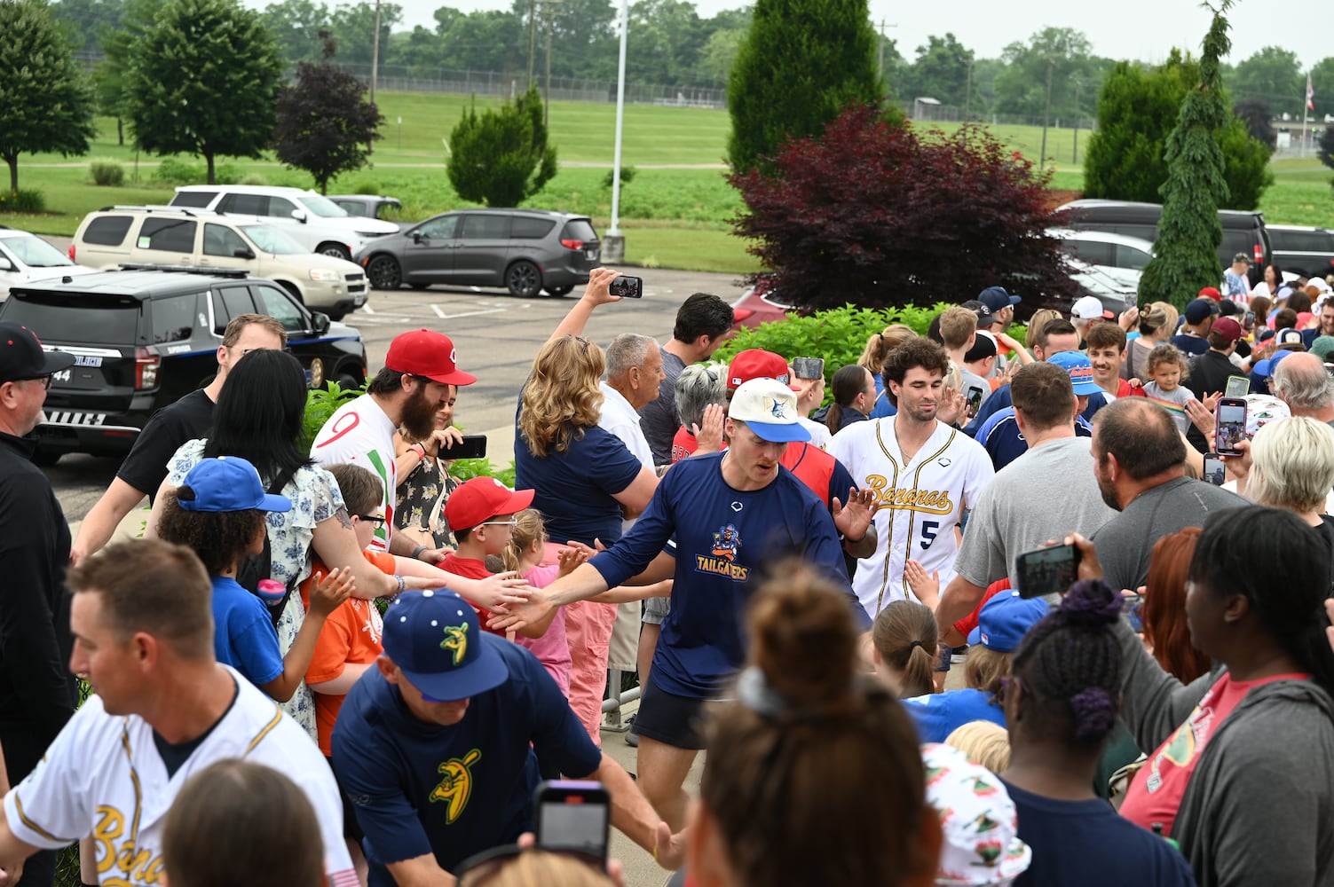 Savannah Bananas make a surprise visit to Nuxhall Miracle League in Fairfield