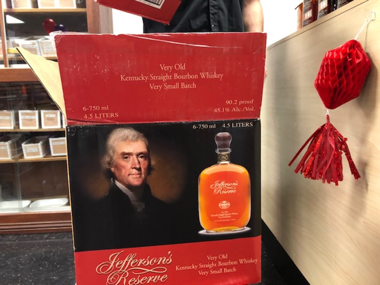 Bourbon lovers turn out in droves in Kettering for ‘Oopsie’ bourbon with a bargain price