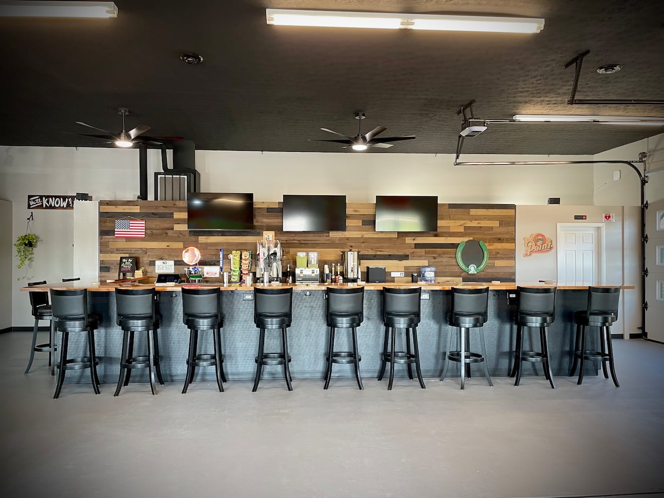 Long’s Sideout Sports & Spirits