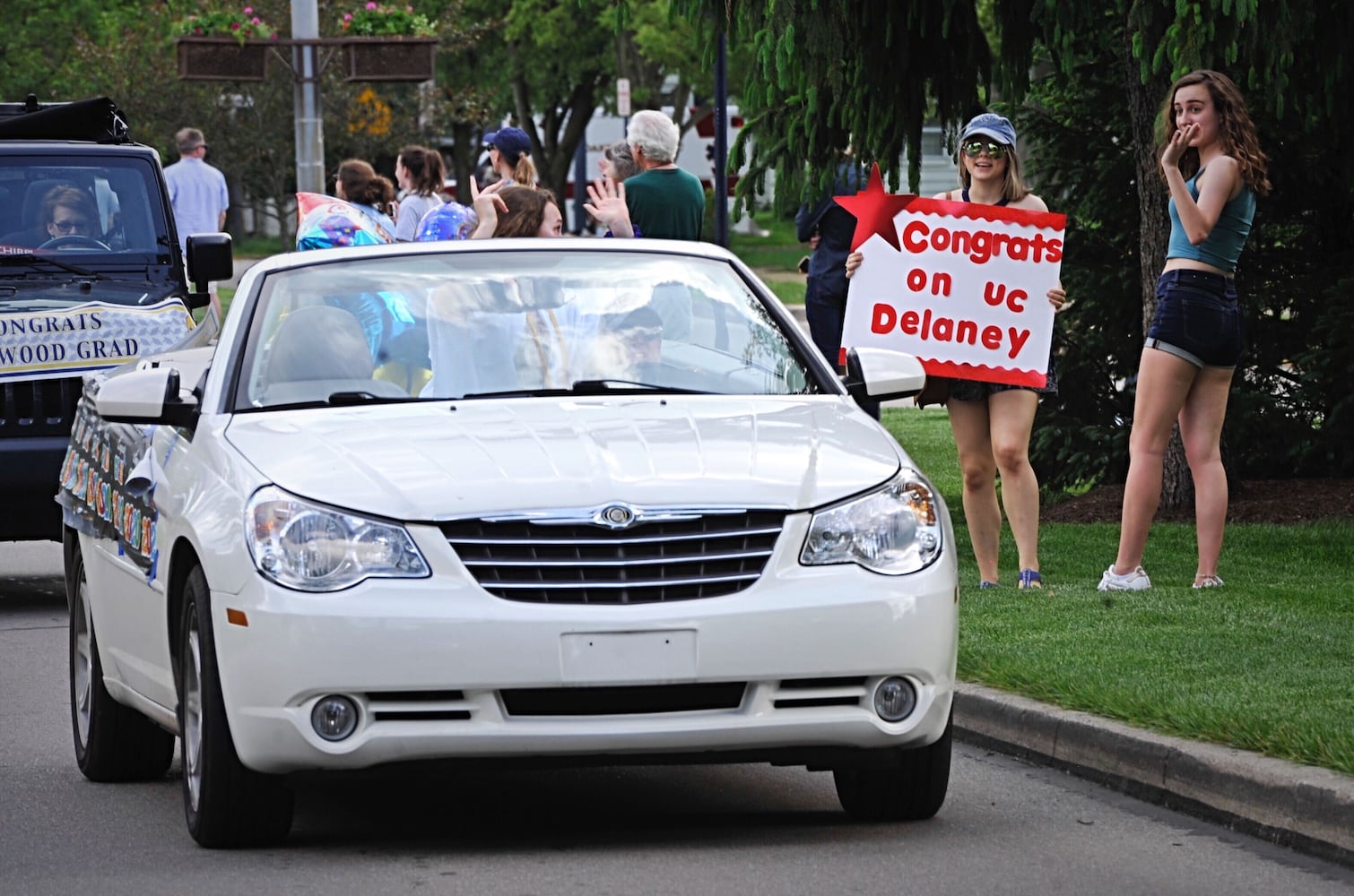 Oakwood community celebrates seniors during parade