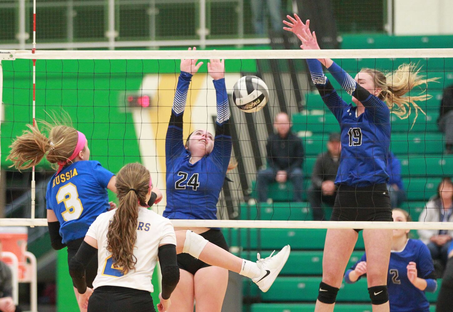 PHOTOS: Russia vs. Fairlawn, D-IV girls volleyball