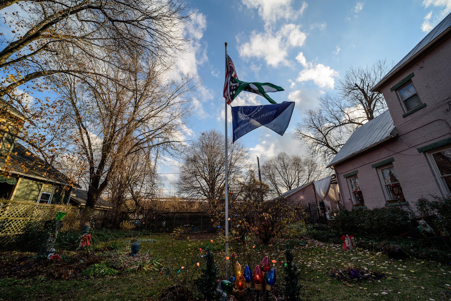 PHOTOS: The Oregon Historic District’s Virtual Grand Holiday Tour of Homes