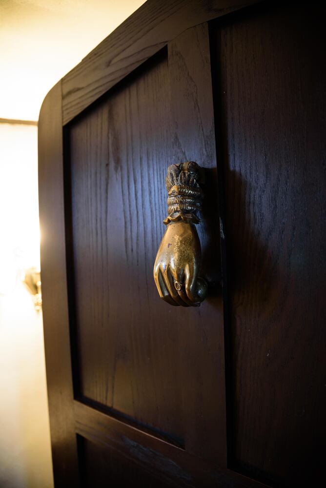 PHOTOS: Inside gorgeous Oakwood homes decorated for its very first  holiday home tour