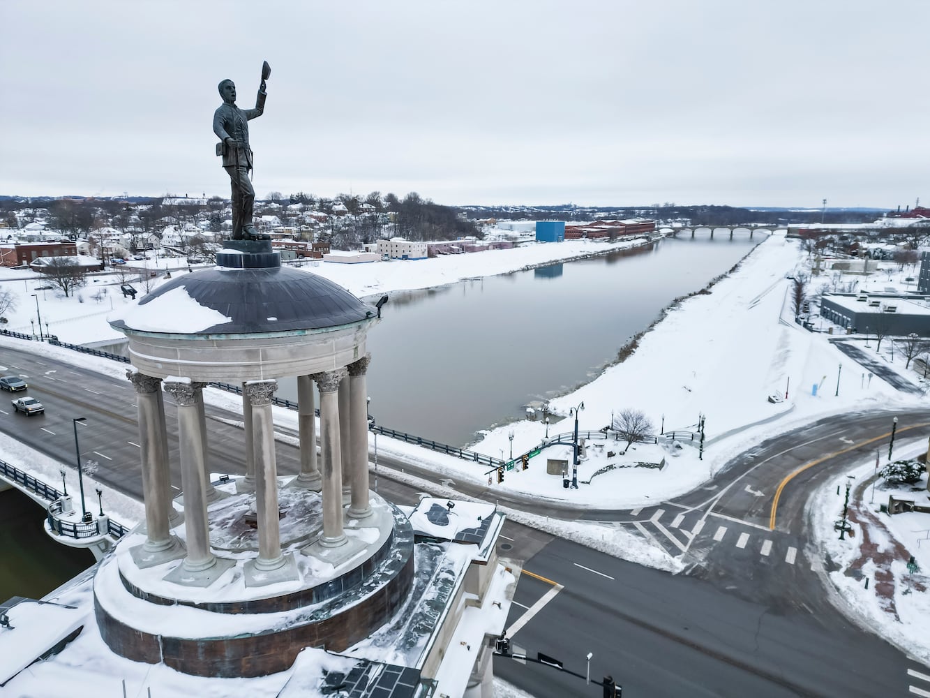 010725 Hamilton snow