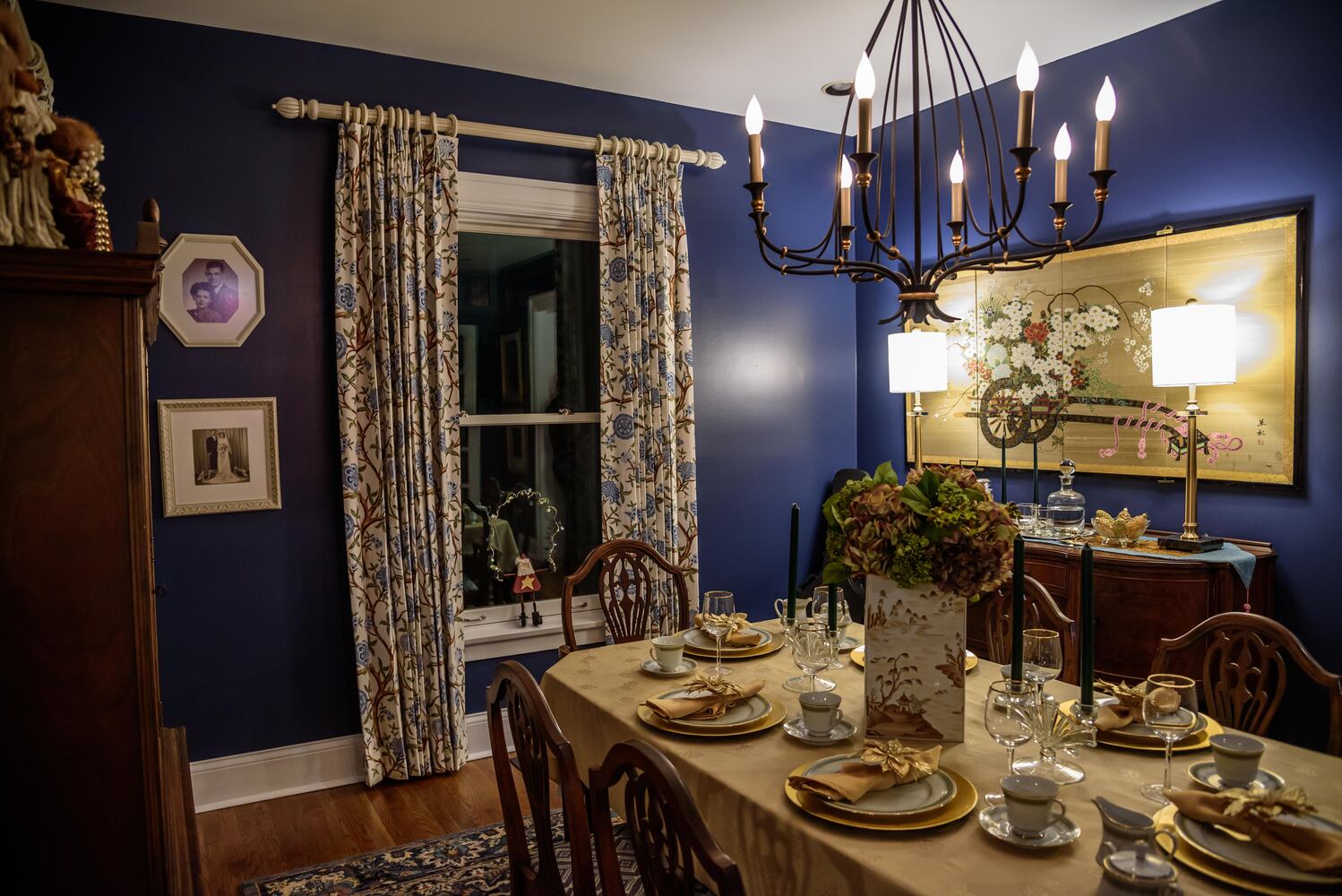 McPherson Town Holiday Home Tour